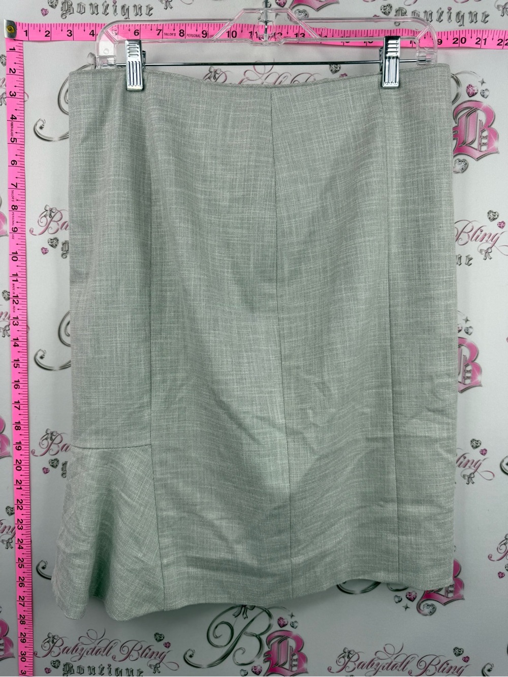 White House Black Market skirt ruffle Gray Textured Pencil Skirt